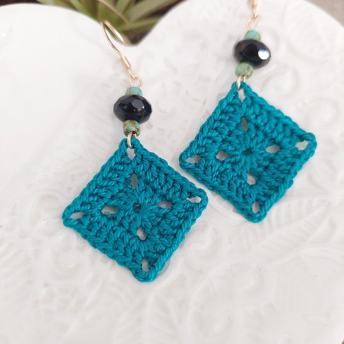 Boucles d'oreilles en crochet - granny
