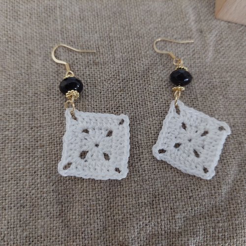 Boucles d'oreilles en crochet - granny