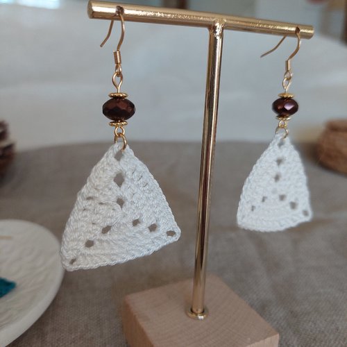 Boucles d'oreilles en crochet - granny triangle