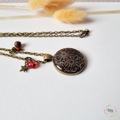 Collier "fleurs d'automne" marron chocolat