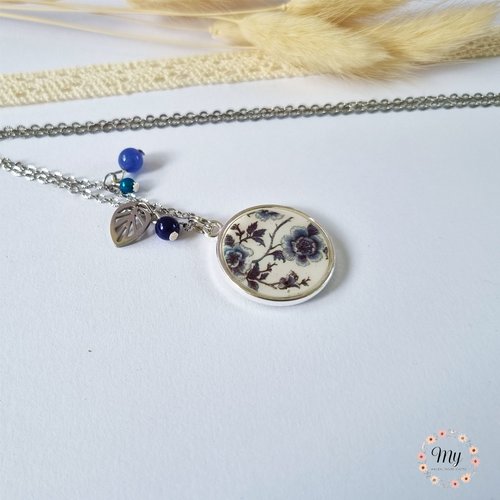 Collier "fleurs bleues"