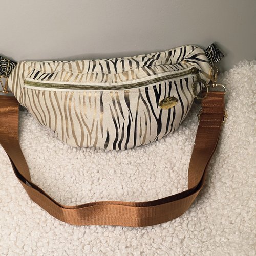 Sac banane tissu suédine crème et foil doré, pratique, élégant, idéal pour la rentrée, sac bandoulière