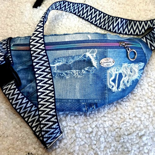 Sac banane simili cuir jean destroy effiloché - style rebelle et praticité décontracté, sac banane vintage rock