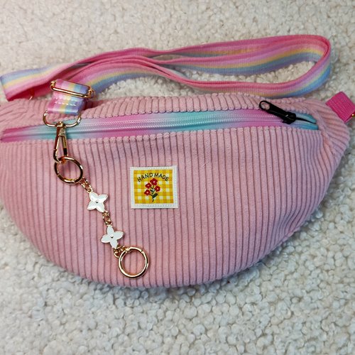 Vendu sac banane+bijou de sangle en velours côtelé rose poudré. idéal pour les vacances, les voyages, les festivals,
