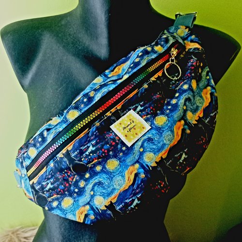 Vendu sac banane "chats noirs sous la nuit étoilée" – inspiration van gogh, sac banane unique, idéal pour les amateurs d'art