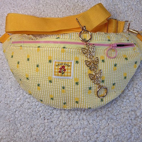 Sac banane vichy jaune ananas et papillons dorés – style estival, pratique, sac pour festival, voyage, vacances