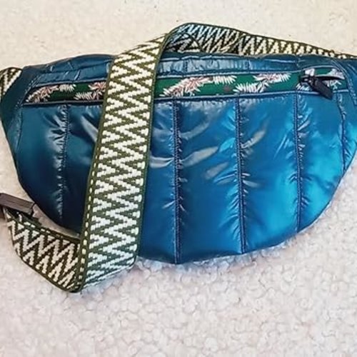 Sac banane matelassé bleu vert, tissu style duvet - douceur, légèreté, style pour tous les jours. sac automne hiver, cadeau épouse