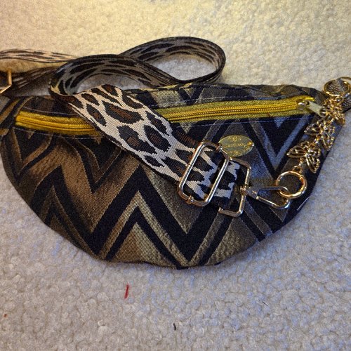 Sac banane lamé or et noir, tissu chic, élégant festif, idéal pour les fêtes de fin d'année,