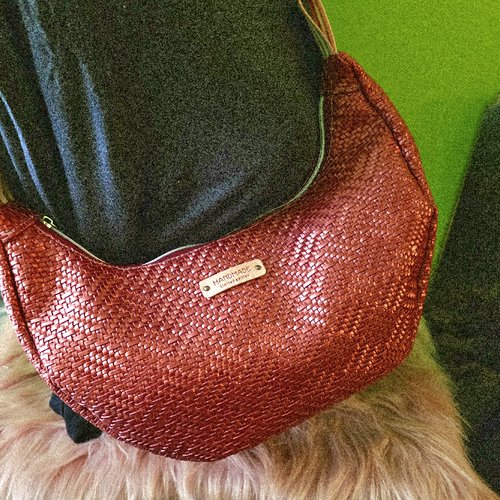 Sac demi lune simili cuir aspect osier tressé-création artisanale-sac souple bandoulière amovible