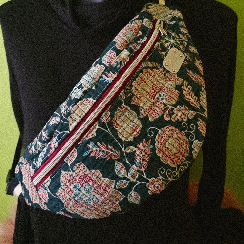 Sac banane tissu indien "blockprint" matelassé,imprimé artisanalement à la main.=, création artisanale