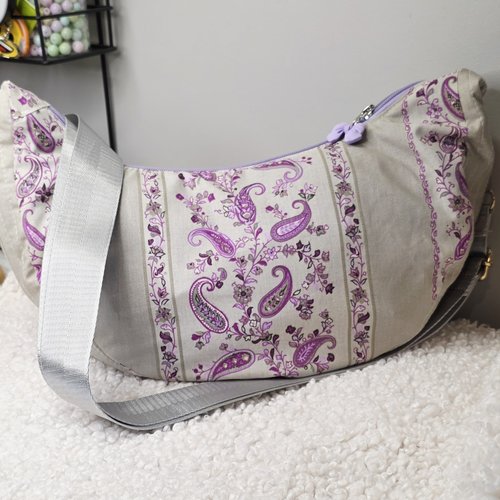 Sac demi lune tissu provençal motifs "paisley, boteh"-fait main, sac souple bandoulière