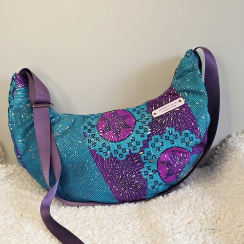Sac demi-lune en tissu déperlant – création artisanale , sac crossbody souple bandoulière
