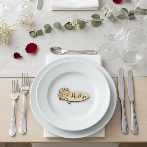Marque-place ovale personnalisé en bois | décoration de mariage