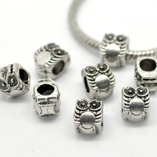Lot de 25 perles hibou en métal couleur argent 10 x 8 mm