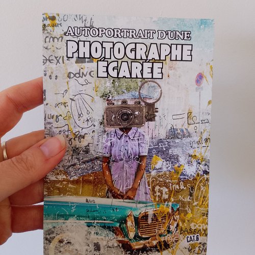 Autoportrait d'une photographe égarée
