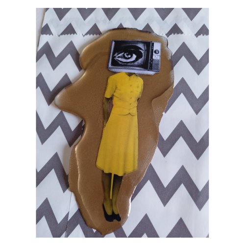 ​magnet résine "tv lady"