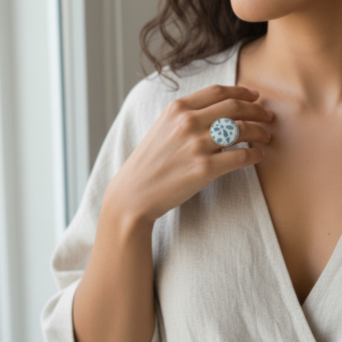 Bague en laiton doré à l’or fin 24k et papier népalais mosaïque