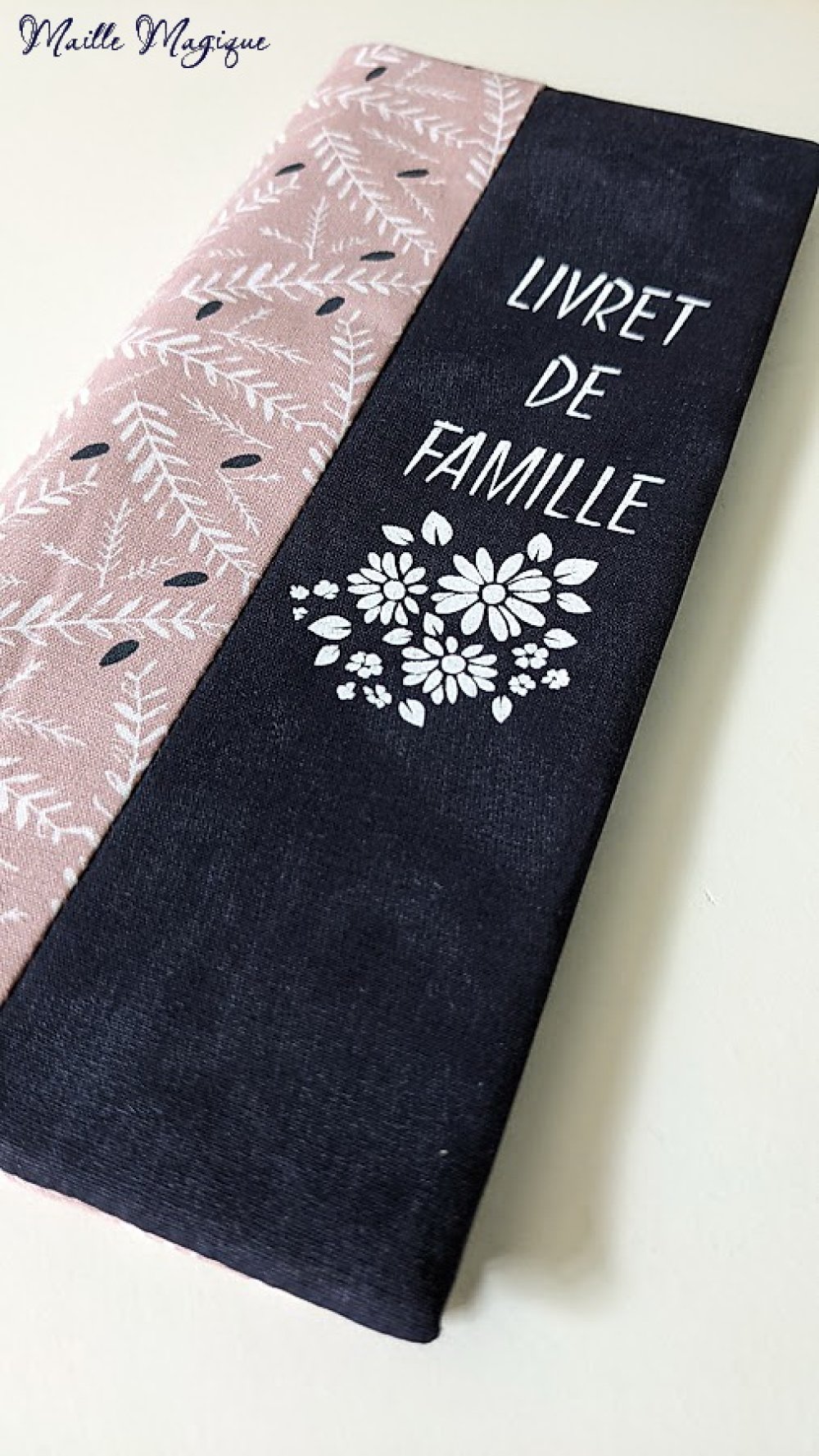 Protège livret de famille personnalisable graphique