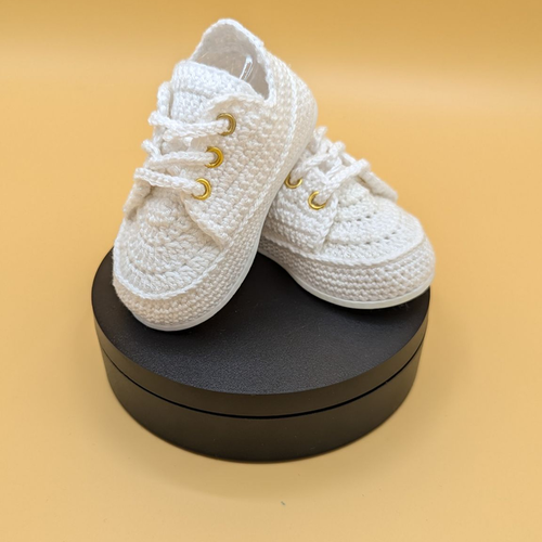 Chaussure bébé blanche dorée