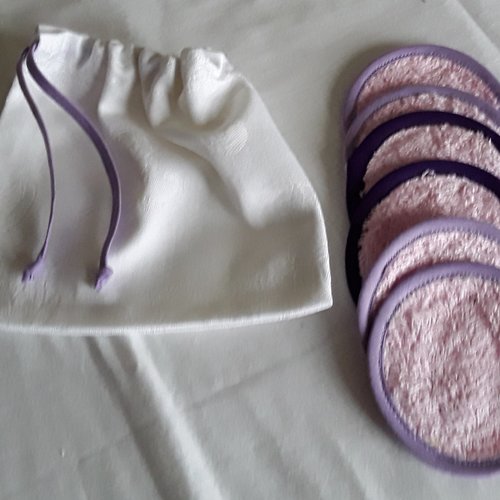 Lingette démaquillante