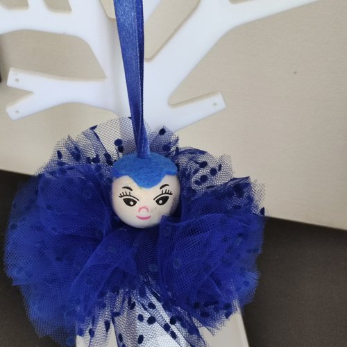 Porte clé poupée bleu