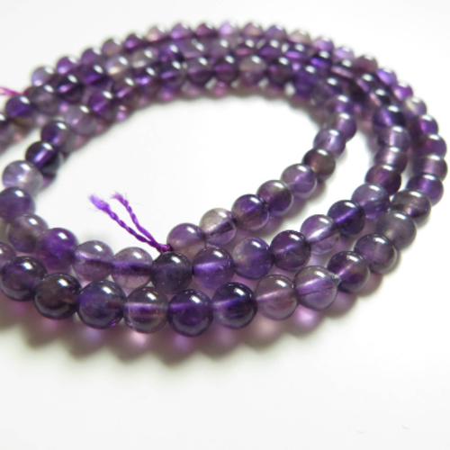 lot  de 40 perles en verre ovale et plate violet améthyste 