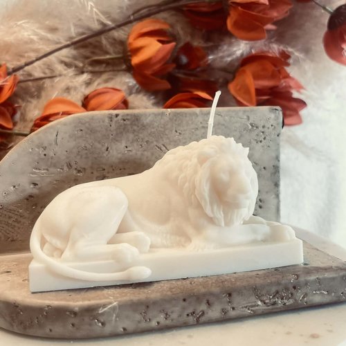 Bougie lion couché de cire de soja personnalisée artisanale - cadeau de noel - figurine - bougie élégante