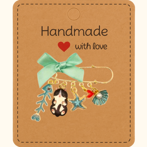 Broche artisanale unique chat doré – bijou fait main été mer poésie – promo -5 € semaine