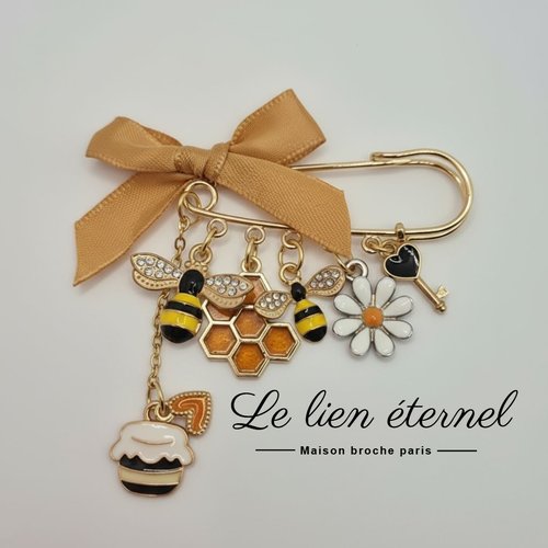 Broche abeille dorée – bijou poétique fait main – symbole d’amour et de lien éternel