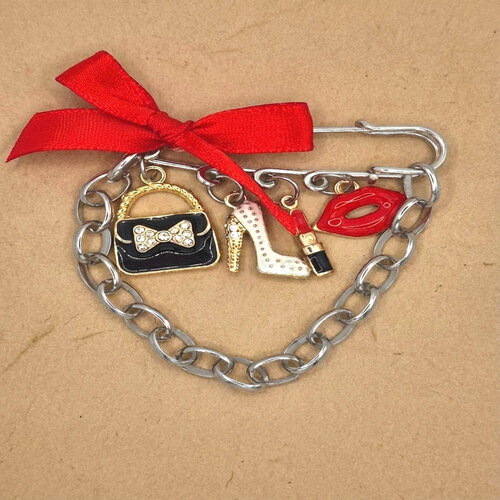 Broche amitié femme – cadeau meilleure amie – broche rouge faite main – bijou symbolique &amp; breloques glamour