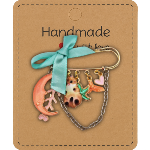 Broche chat céleste et éclats de lune – bijou poétique fait main en émail et dorure 14k