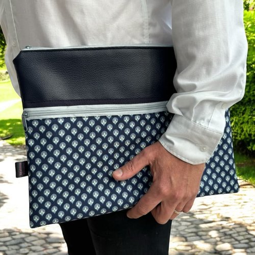 Housse ordinateur portable homme, simili cuir et coton molletonné - bleue - fabrication française