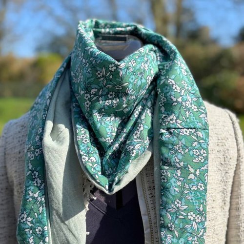 Chèche femme réversible - viscose fleurie & double gaze verte - accessoire élégant fait main - idée cadeau fête des mères