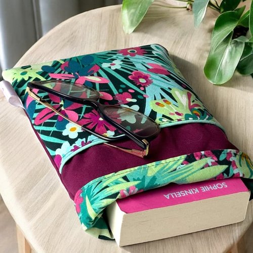 Pochette à livre en tissu  avec poche avant – étui protecteur fait main pour roman de poche et liseuse