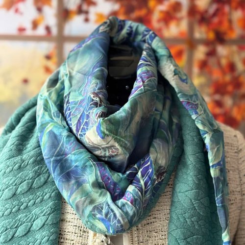 Écharpe femme réversible bleu vert – grand foulard triangulaire artisanal en viscose et laine
