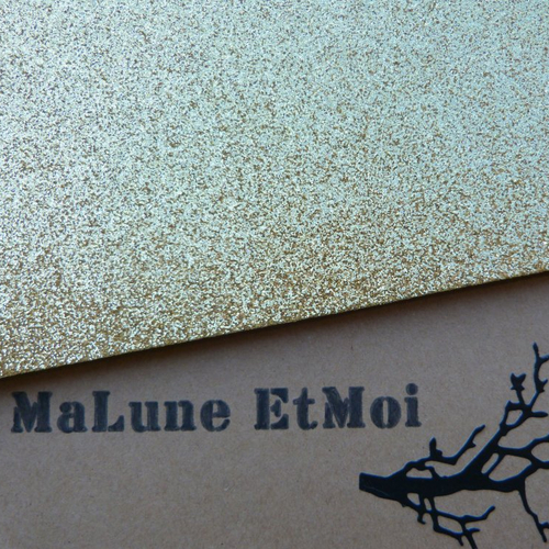 Feuille de mousse caoutchouc doré