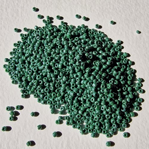 Perles rocailles en verre de 2 mm - vert