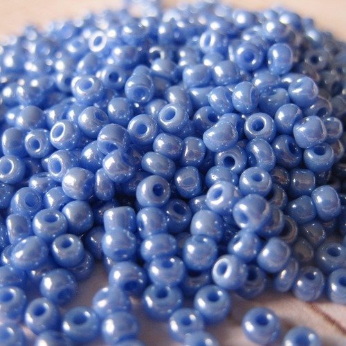 Perles rocailles en verre de 2 mm - bleu