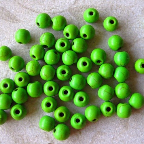 Lot de 5 perles howlite "vert"- 6 mm