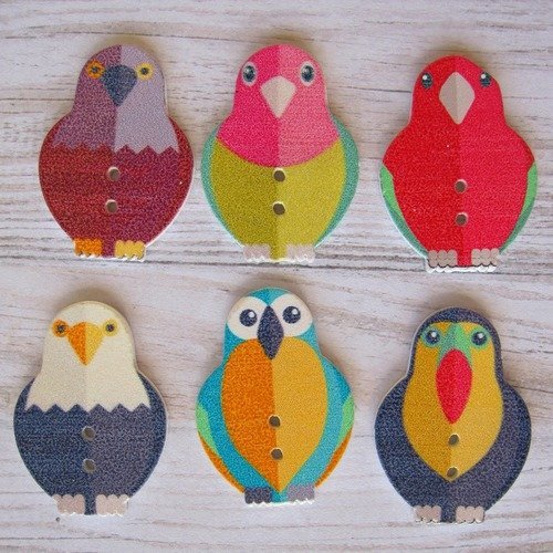 Lot de 2 boutons en bois oiseaux multicolores ( motif mixte )