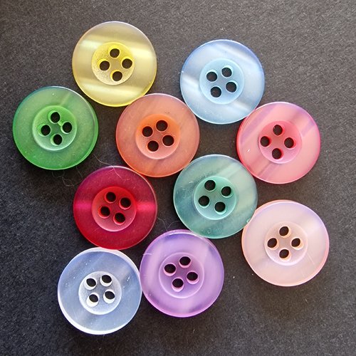 Lot de 5 boutons ronds unis 4 trous acrylique