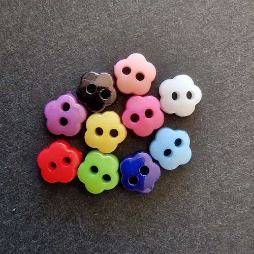 Lot de 10 très petits boutons fleurs multicolores acrylique
