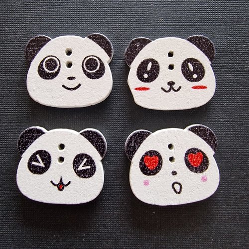 Lot de 4 boutons en bois panda ( motif mixte )