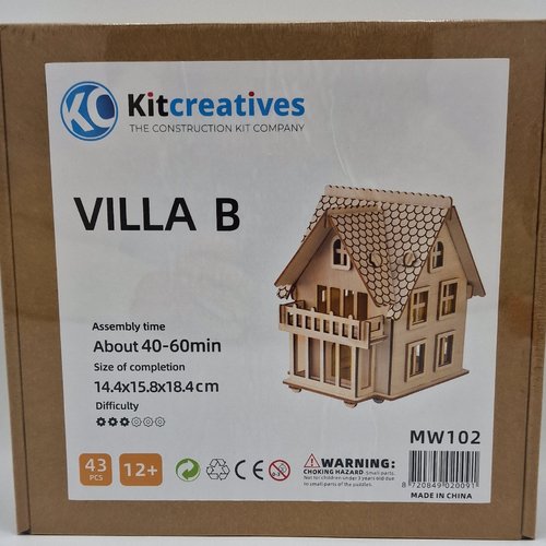 Kit de construction villa, maison avec eclairage - diy puzzle 3d en bois - neuf dans sa boite d'origine - hauteur 18 cm