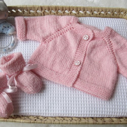 Ensemble veste/gilet et chaussons tricot 0/1 mois coloris rose