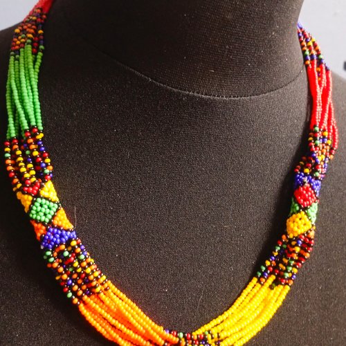 Co-008 - collier massaï
