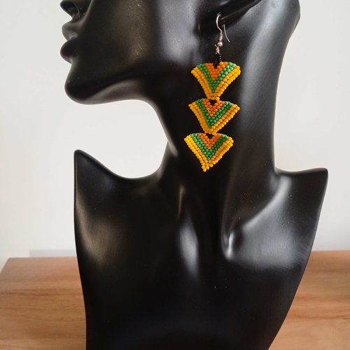 B-020 - boucle d'oreilles massaï