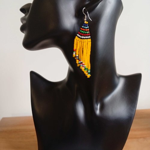 B-026 - boucle d'oreilles massaï