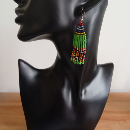 B-045 - boucle d'oreilles massaï