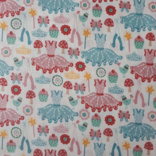 Tissu patchwork  danseuse - tutu icons - coupon 45 x 55 cm